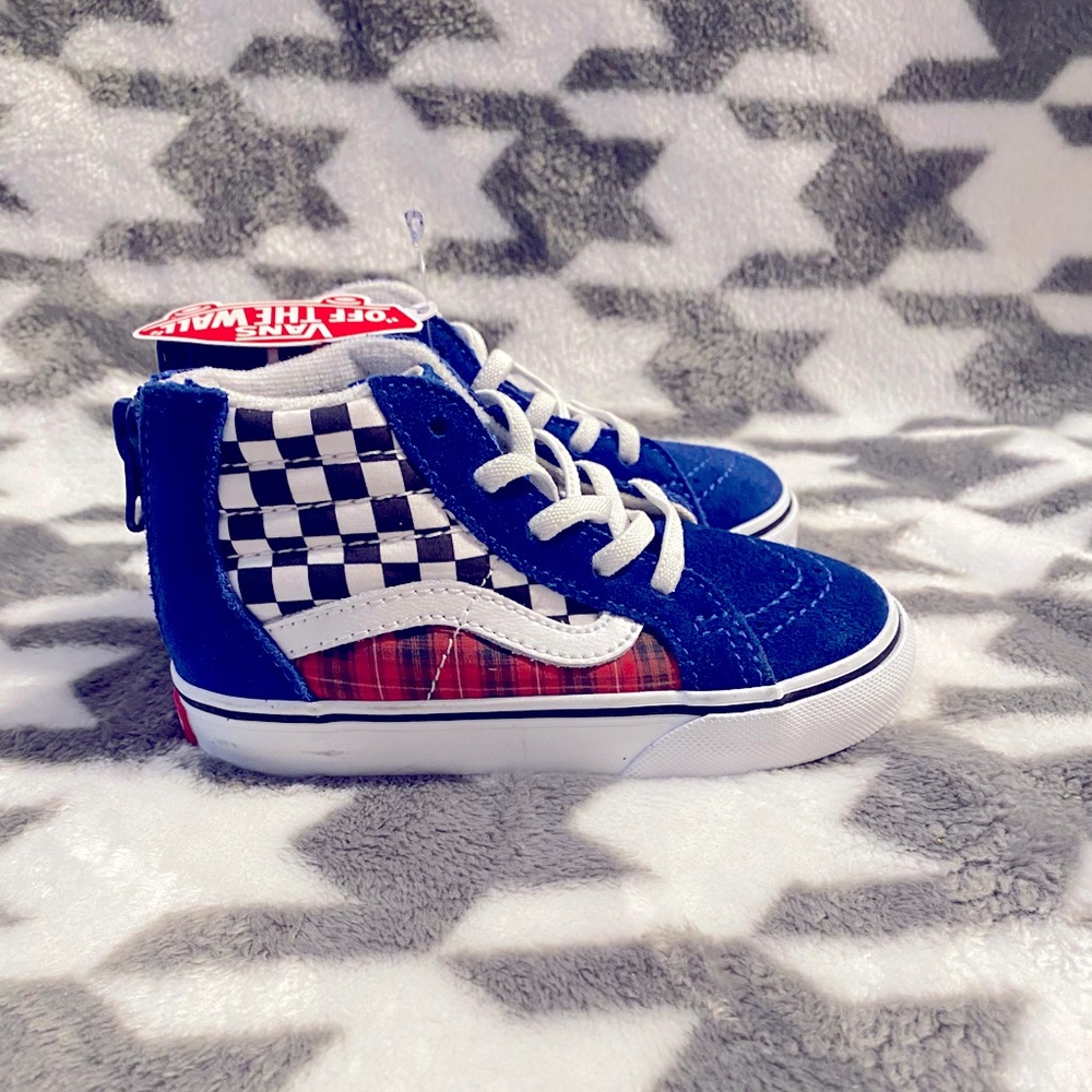 NWT Toddler Vans.